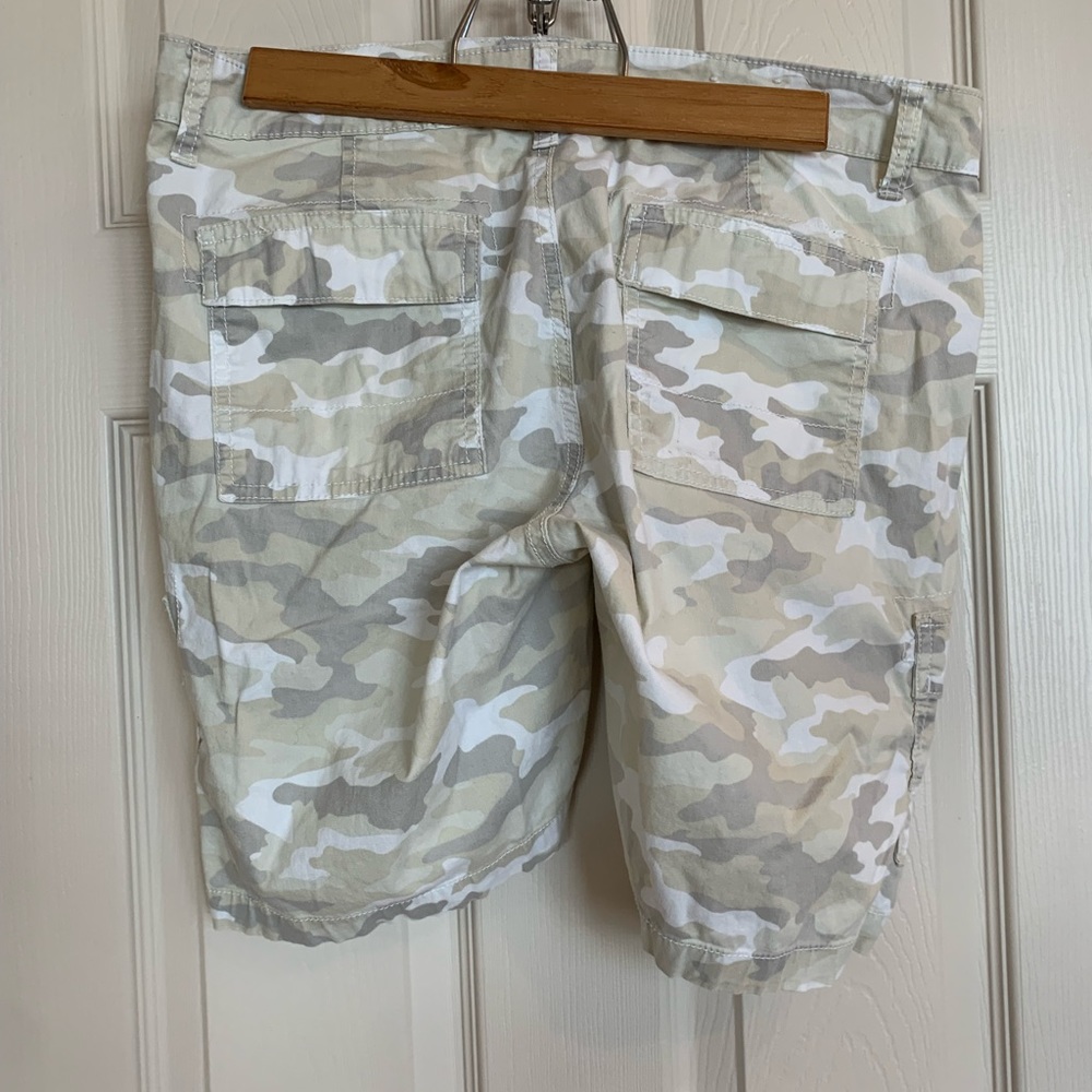 Size 10 Sonoma Camo Cargo Shorts
